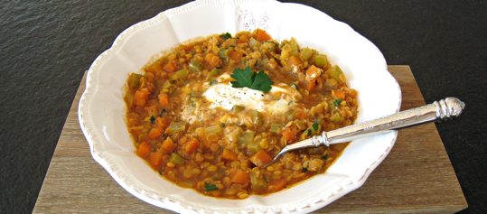 Linsen-Gulasch mit geräuchertem Paprika