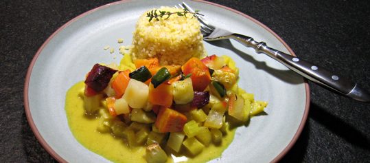Ofengemüse mit Apfel-Selleriesauce Madras