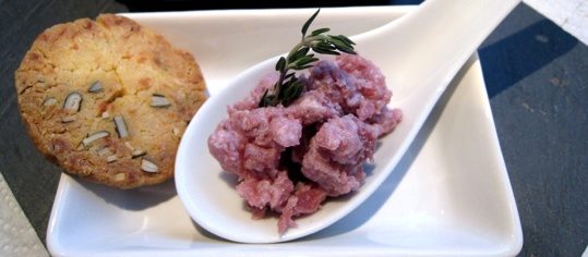 Rohschinken-Frischkäse-Tatar