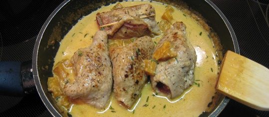 Kalbsröllchen mit getrockneten Aprikosen
