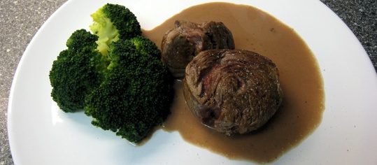 Rindsfilet an Kaffee-Schokoladesauce