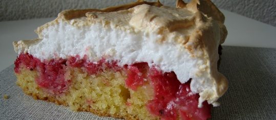 Trübelichuechä mit Meringues-Haube