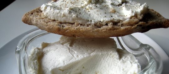 Joghurt-Frischkäse selbstgemacht