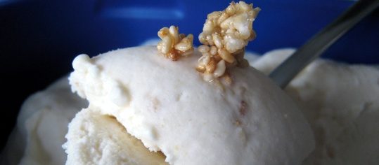 Birnen-Sesam-Glace