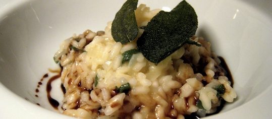 Risotto mit Salbei und Aceto Balsamico