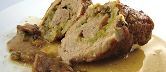 Kalbfleischvögel mit Lauch an Steinpilzsauce