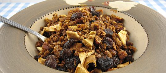 Apple Pie Granola (Knuspermüesli)