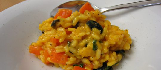 Risotto mit Rüebli, Peperoni und Oliven