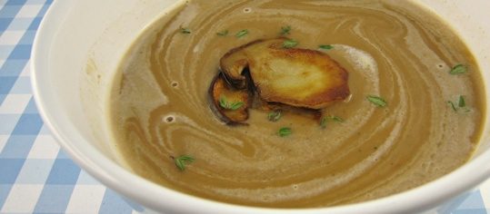Marroni-Steinpilz-Suppe