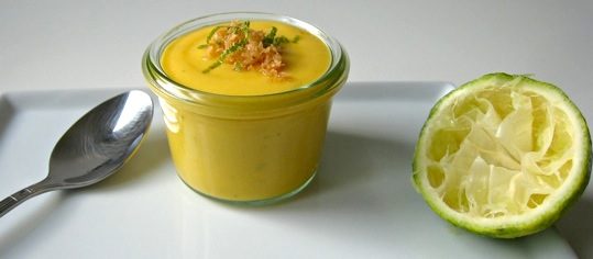 Mango-Limetten-Crème mit Kokosmilch