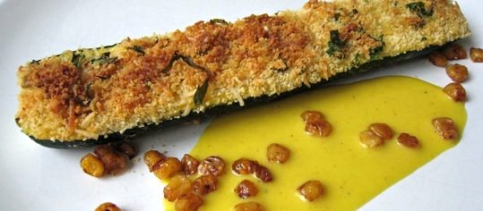Knusper-Zucchini mit Maissauce