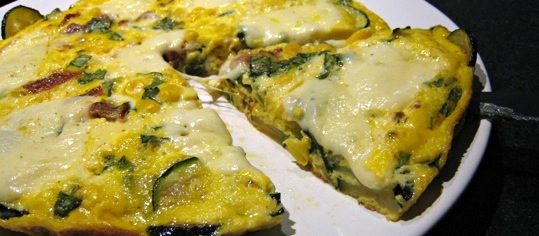 Überbackene Zucchetti-Mais-Omelette