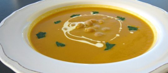 Rüebli-Kichererbsen-Suppe